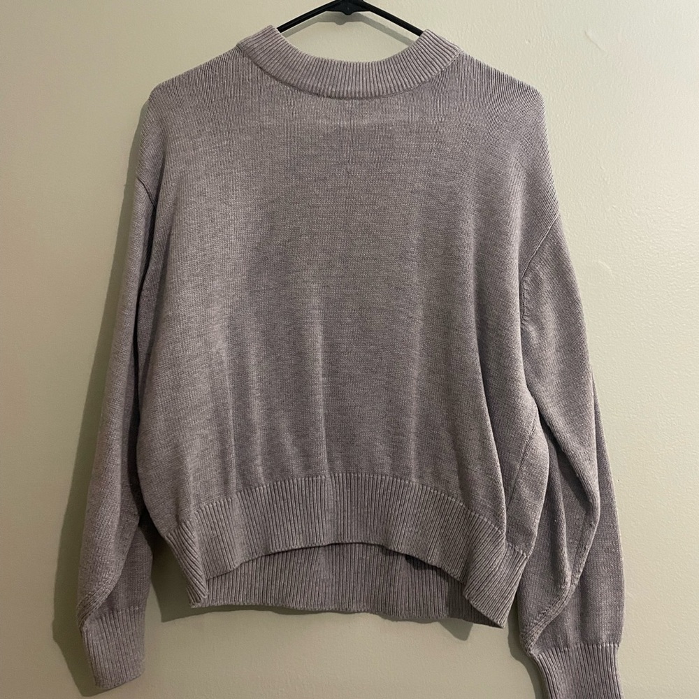 H&M Women's Light Gray Turtleneck Sweater